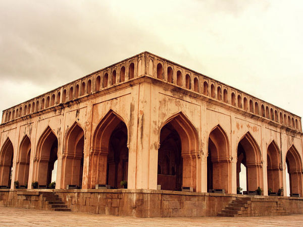 Taramati-Baradari