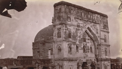 Lal Darwaza Masjid