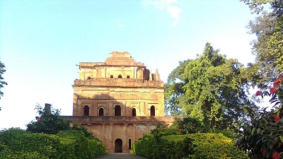 Kareng Ghar