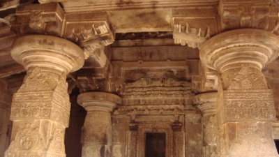 Yeniar Shrines