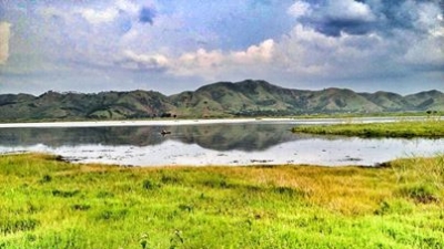 Waithou Lake