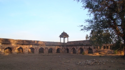 Dharklandha