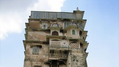 Juna Mahal