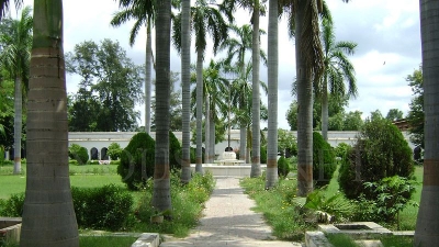 Nagliya