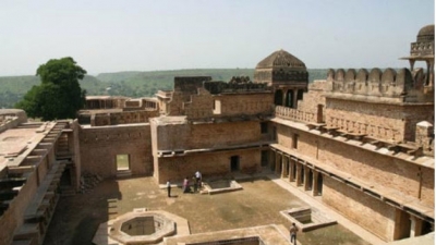 Purani Adalat
