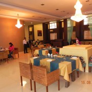 Reeva Suites