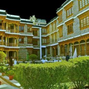 Spic-n-Span Hotel