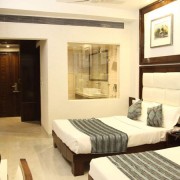 Hotel Emerald