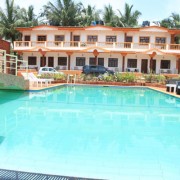 Alcove Resort