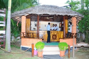 Reception under thatched roofs Reception under thatched roofs
