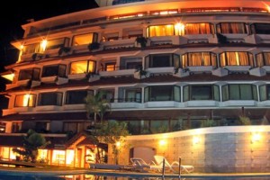 Hindustan Beach Retreat at Night Hindustan Beach Retreat at Night