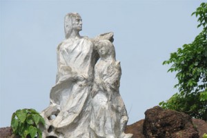 Statues Statues