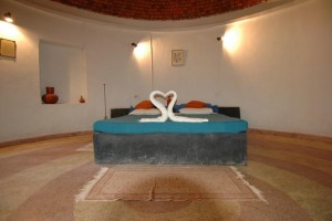 1 Bedroom Cottage Suite: Bed 1 Bedroom Cottage Suite: Bed