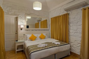 Well furnished Well furnished
