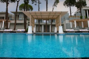 Pool View Pool View