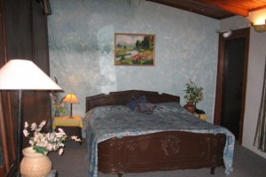 Cottage bedroom Cottage bedroom
