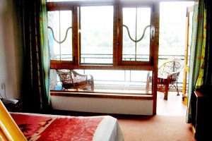 Comfortable Room Comfortable Room