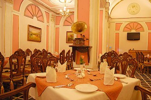 Dining Area Dining Area