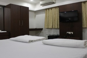 Comfortable Room Comfortable Room