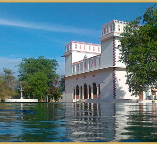 Bijay Niwas Palace