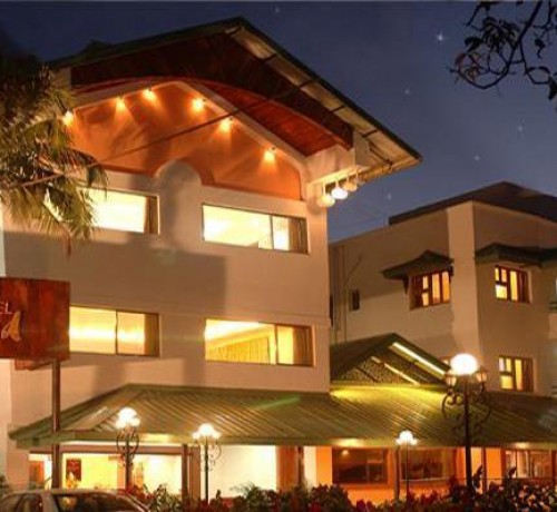 Hotel Woodland