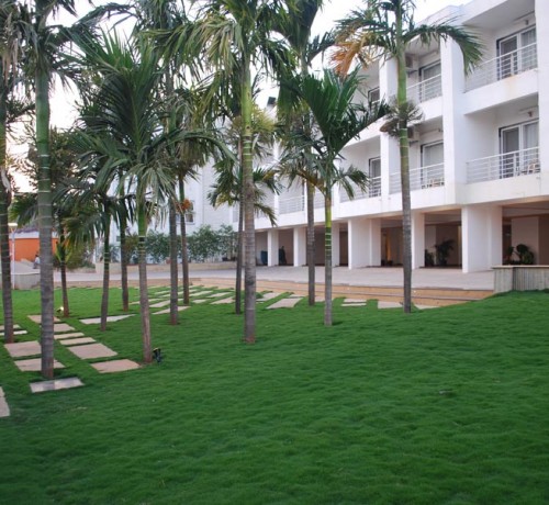 Orchard Resort