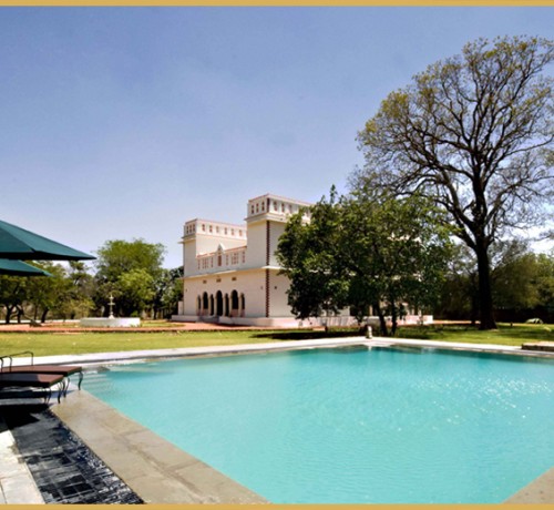 Bijay Niwas Palace