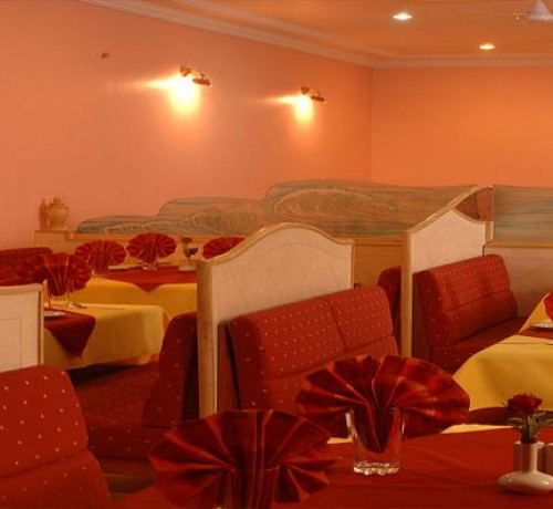 Hotel Woodland