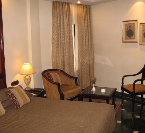 Room4 Room4