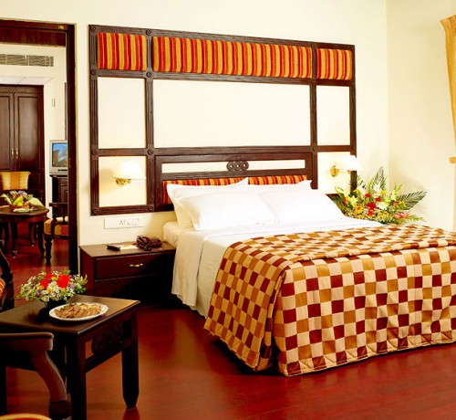 Accommodation Accommodation