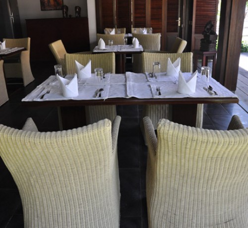 Restaurant-1