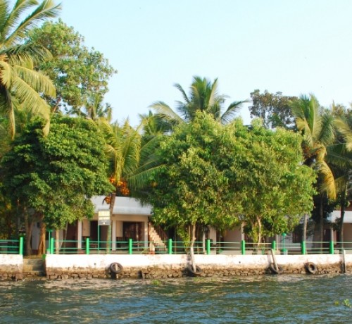 Lakeside Cottages Lakeside Cottages