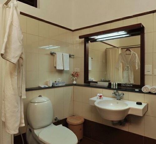Bathroom Estuary Garden Cottage Bathroom Estuary Garden Cottage