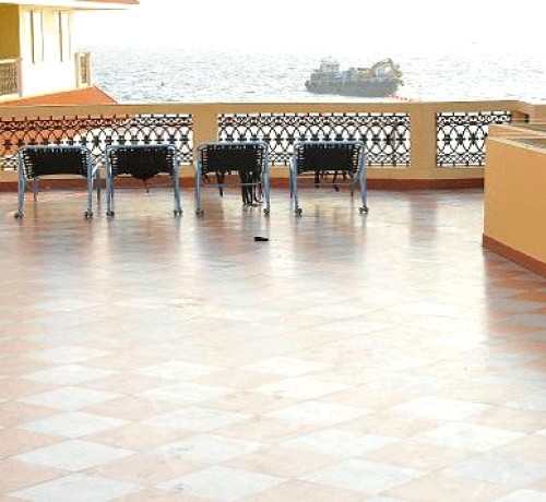 Open lobby by the sea Open lobby by the sea