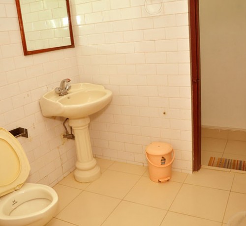 Trascura Bathroom Trascura Bathroom