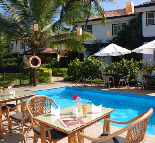 Pool Side Dining