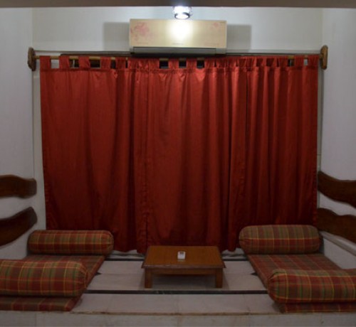 Lounge Lounge