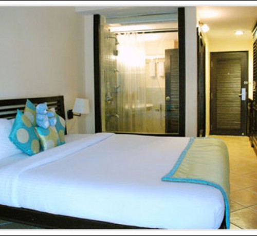 Deluxe Bedroom