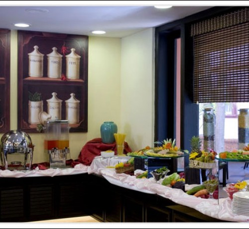 Café Baga - A Buffet setup