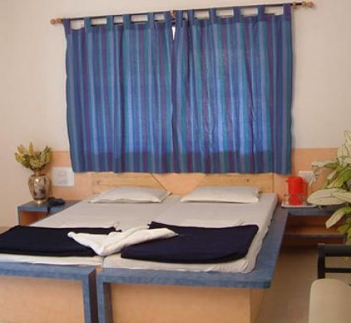 Twin Bed