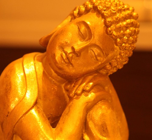 Decorative statue