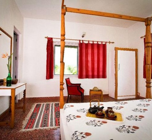 Four-poster bed view Four-poster bed view