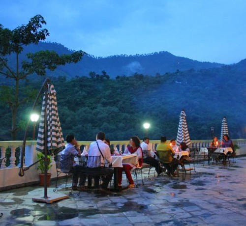 Open-air restaurant Open-air restaurant