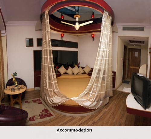 Honeymoon suite