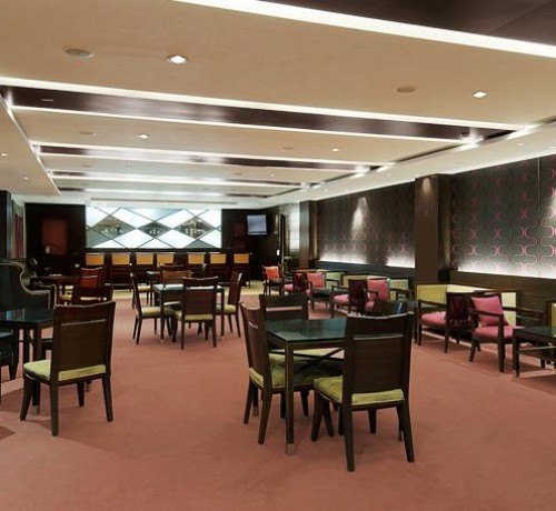 Lounge Bar