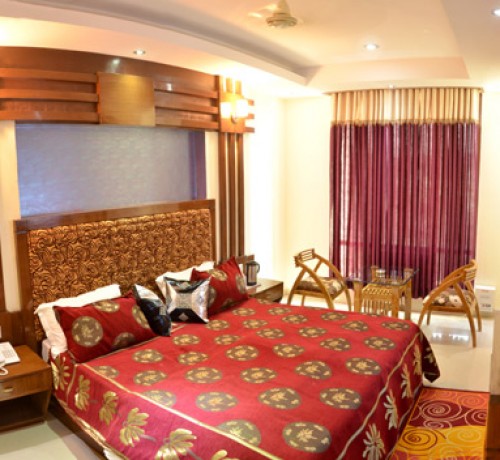 Well Furnished Rooms Well Furnished Rooms