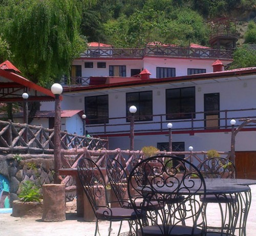 Open air dining