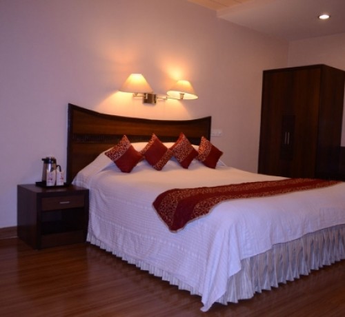 Well Furnished Room