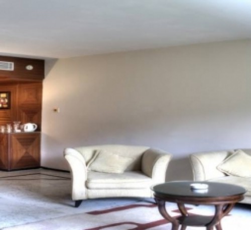 Deluxe Suite Deluxe Suite