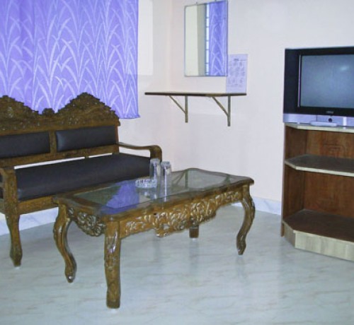 Well furnished Room Well furnished Room